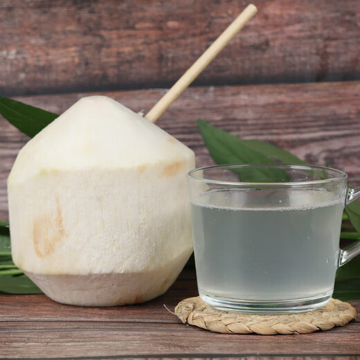 JOYVIO Thailand imported coconut green perfume coconut 6 pieces medium fruit 800g+ fruit straight from the source fresh fruit