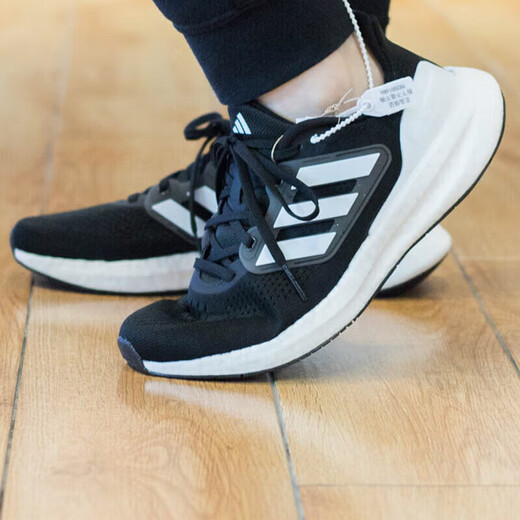 Chaussures de course adidas Chaussures masculines 2025 Summer Pureboost 23 Chaussures de sport d'absorption de choc if4839 Black and White 39
