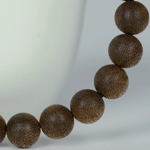 Sandale 9 points Bracelet de bois d'agar de Sandale Sanken Natural Brunei Brunei Gagar de bois 9 mm Boule bouddhiste pour hommes et femmes Bracelet culturel de la peau de serpent de soie douce 9 mm * 23 Style de cire-ci-dessous Brunei (adapté à la circonférence de la main 16-18cm)