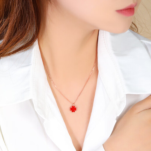 Chiba Jewelry 18k Gold Agate Pendant Love Words Lucky Love 3D Hard Gold Four-leaf Clover Neck Ornament for Girlfriend’s Birthday Gift