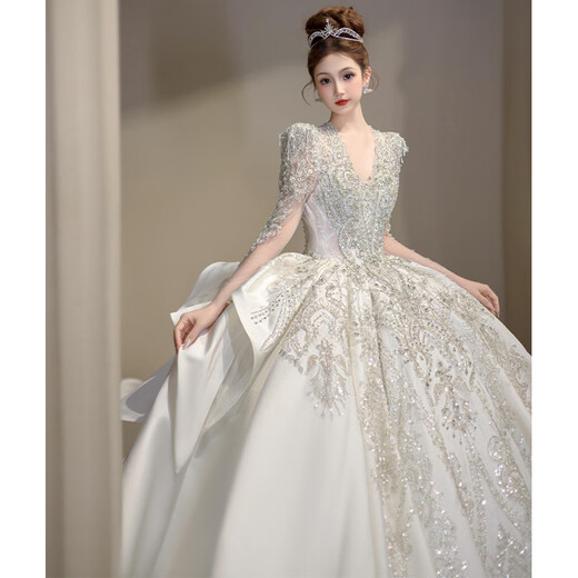 Seasonal heavy-duty V-neck wedding dress long-sleeved bride wedding host 2024 new style small textured satin large size winter floor-length style (free skirt support gloves veil) 2XL