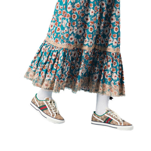 Zapatos de mujeres de Gucci (Gucci), logotipo retro de moda zapatos deportivos versátiles versátiles, marrón 606110 HVK20 9766 35