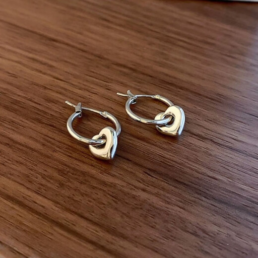 Guanpuge Fat Donglai same style pt950 platinum earrings for women PT950 love earrings 2024 new fashion platinum earrings light platinum love earrings