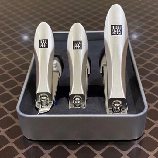 Zwilling (ZWILLING) original German nail clipper set manicure scissors, nail clippers, household manicure tools, nail scissors, nail file, silver, large flat mouth (no box)