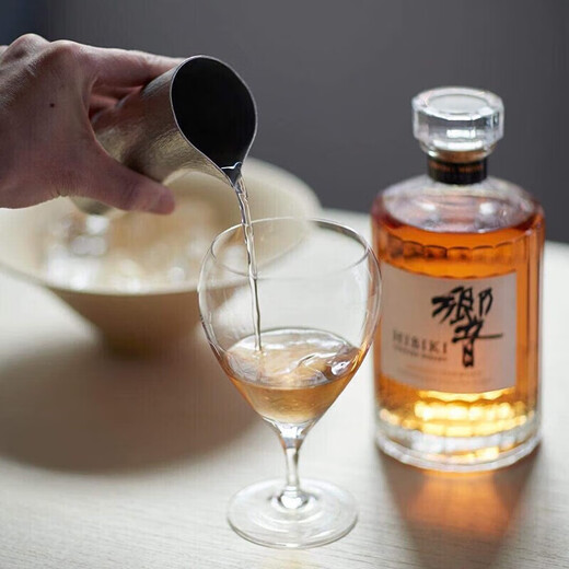 三得利【官方正品】响和风醇韵日本调和型威士忌700ml 三得利进口洋酒 响和风醇韵（有盒）