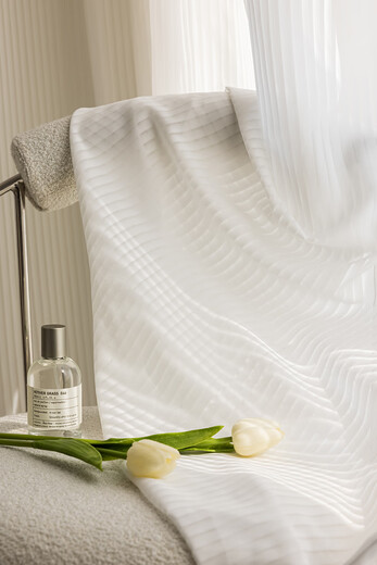 Yinmai gauze curtain dream curtain 2025 new vertical blinds phantom gauze bedroom living room balcony household white light-transmitting and opaque white丨white per meter punching processing