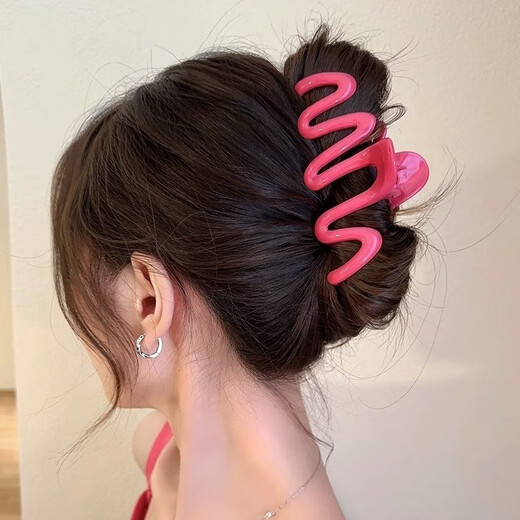 Hesi language cream jelly color wave clip girlish temperament hair clip back head hair shark clip high-end hair clip headwear dopamine wave clip random one