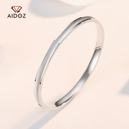 Aido Diamond pt950 platinum cat's eye fantasy imperial concubine bracelet, colorful platinum oval plain ring push button bracelet, CNC process, inner diameter 56mm, weight 17.86 grams, about 5mm thick