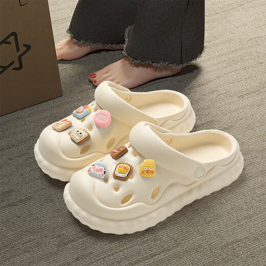 Ein Shangfen schwanger Frauen-Lochschuhe für Frauen im Sommer 2025 neuer Stil mit dicker Sohle Anti-Rutsch-Anti-Odor-Eva Beach Bag-Toe Sandalen weiß [Milchkekse] 37-38 Positive Größe (innere Länge 240 mm)