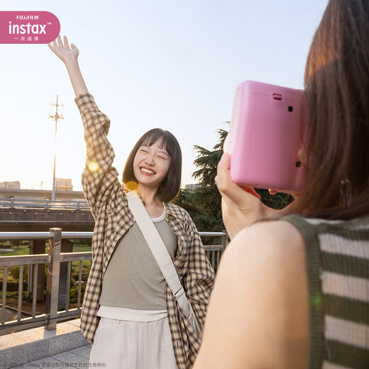 Fuji instax miniSE one-time imaging instant camera travel smart photo gift pink package 2 official content + white border 20 photos + SE silicone case