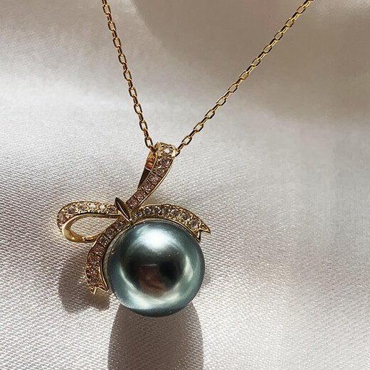 Fat Donglai's same Tahitian pearl pendant, French black necklace, 18K gold jewelry, Valentine's Day and Chinese Valentine's Day girls, gray DZK-0520