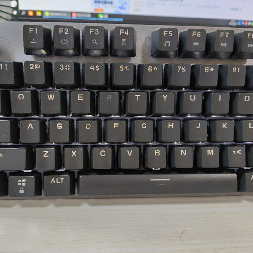 Logitech g logitech de segunda mano K845 teclado mecánico Wired Oficina de juegos de deportes electrónicos Interfaz USB Computadora dedicada Black Blue Shaft