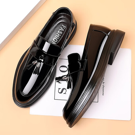 Huilijun Patrón de cocodrilo Patente de otoño e invierno Jóvenes de cuero jóvenes casuales de sola gruesa para hombres zapatos para hombres doodou para hombres Shine Business LOAFER COOLO SATOS 9926 Shine Black Foot Cover 38