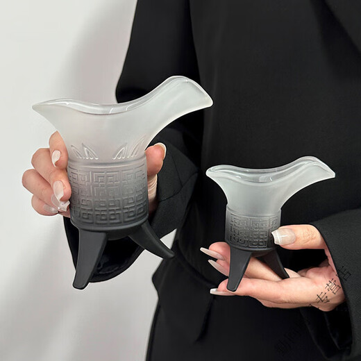 Enshousu Creative Antique Jue Cup Home Retro Qin Shihuang Milk Tea Cup Ancient Three-legged Cup Frosted Gradient Black Cup Frosted Black Emperor Cup - 100ml