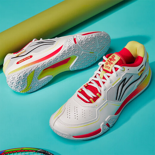 Li Ning's new badminton shoes are ground-flying 3LITE, wear-resistant, non-slip, breathable, entry-level training and competition wide-last shoes. Ground-mounted flying III Lite white/magenta 42 (265mm)