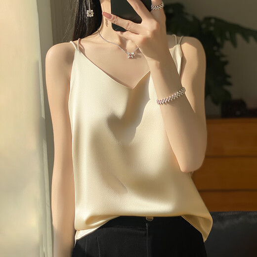 Gemila Knited Scoussen Gile pour femmes 2025 Été Nouveau style intérieur sans manches français arrière back top blanc xl 125-140jin [Jin est égal à 0,5 kg]