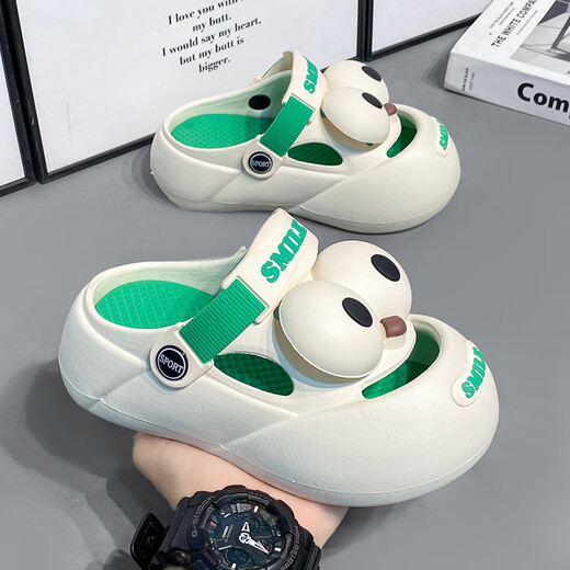 G.Duck Little Yellow Duck Summer New Hole Shoes para niños que usan resbalones de suela gruesa en el exterior, cabezal de bolsas de playa para hombres que no son deslizantes de doble propósito blanco y verde 34 [Longitud interna 214]