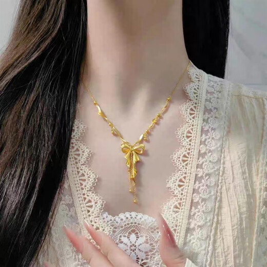 Fat Donglai's same style 18K gold small gourd necklace, Laofengfeng gold color female 18k color gold clavicle chain 2025 new fugitive princess ribbon bow necklace