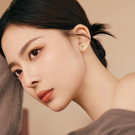 Saturday Fortune (ZLF) S925 Silver Stud Earrings Women's Bow Butterflies Fashion Earrings for Girlfriend's Birthday Gift A Pair of Studs