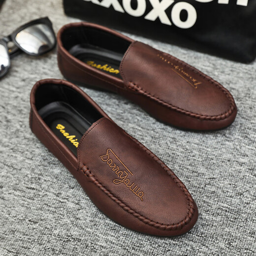 Belle Spring Men's Beanie Chaussures 2025 CONDUCTION CONCUTER CUIR CHAUX Soft Sof Kick Men's Trendy Street Shooting Internet Celebrity Shoes D838 Black 39