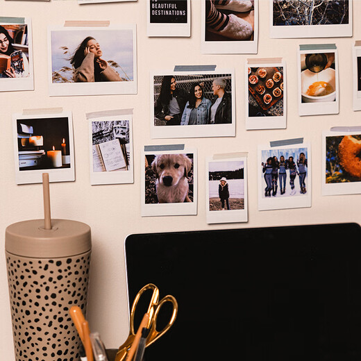 Fuji (FUJIFILM) instax mini universal photo paper photos are suitable for mini7+/7s/7c/8/9/11/12/40/90/EVO/liplay printers and other Polaroid B 20 photos + photo album * 2 + frame stickers * 2 + refrigerator magnet + storage box