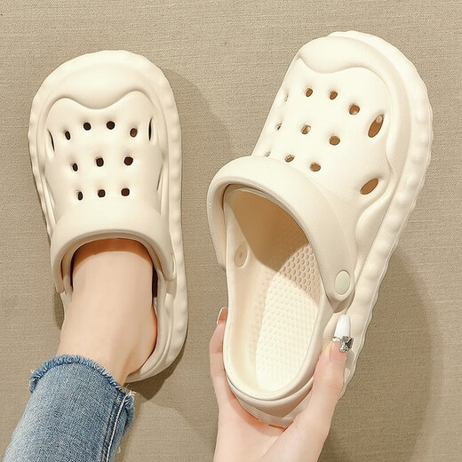 Ein Shangfen schwanger Frauen-Lochschuhe für Frauen im Sommer 2025 neuer Stil mit dicker Sohle Anti-Rutsch-Anti-Odor-Eva Beach Bag-Toe Sandalen weiß [Milchkekse] 37-38 Positive Größe (innere Länge 240 mm)