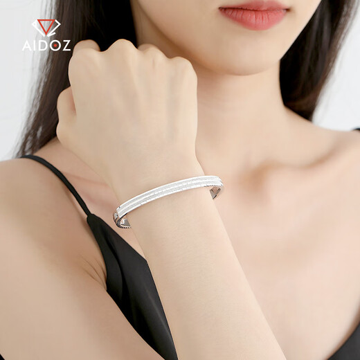 Aido Diamond Platinum Bracelet Women's Boutique pt950 White Gold Shining Double Sand Carving Track Wide Surface Perfect Circle Semi-Solid Inner Diameter 60mm Weight 23.79g Width Approximately 6.0mm