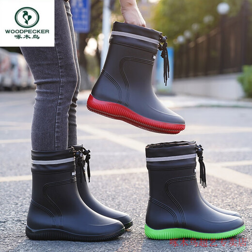 Bottes de pluie Woodpecker 2025 Nouvelles chaussures imperméables en velours pour les chaussures en caoutchouc pour femmes non glissantes