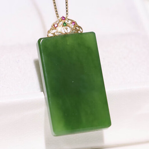 Youshu Mother's Day Hotan pendant for women, spinach green jasper Wushi brand inlaid with 18k gold earrings for mother. Spinach green jasper Wushi brand inlaid with 18k gold pendant 15*