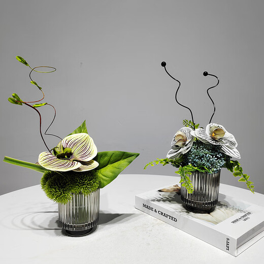 Chêne manoir nordique plantes vertes haut de gamme fausse fleur modèle chambre hôtel salon réception de fleur immortelle simulation de fleur art art ornements artisanat 1421a appliance de fleur en verre + fleur simulée