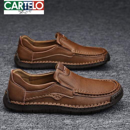 卡帝乐鳄鱼（CARTELO）夏季2025新款真皮休闲皮鞋一脚蹬豆豆鞋软底透气大码百搭男鞋 A9918暗棕 38
