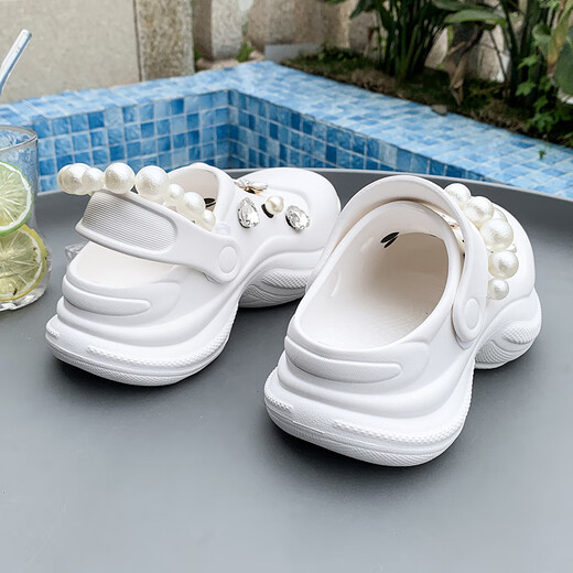 Europäische Faser-Eva-Lochschuhe 2025 Neue süße Kinder mit zwei Waren Sandalen sommerweicher Sohle ohne Rutschmädchen Prinzessin Schuhe 698-076 Weiß 31
