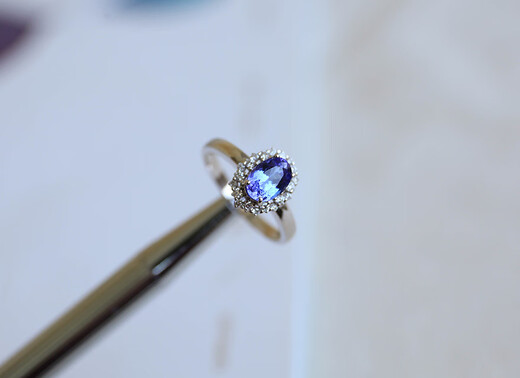 Lierui Natural Purple Blue Tanzanite Women's Ring Clean Shiny Wedding Ring 18K Gold Diamond Gift to My Girlfriend No. 10