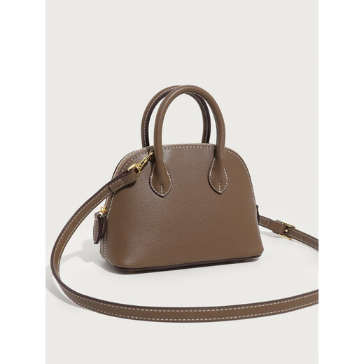 Bolsa de cuero genuino de Diaoba (Diaoba) Bolsa de bolos de cuero genuino NUEVO MODIA COLLA SIDA SOLIDA VERSATILE HOMBO MANO HOMBILLO BAJO BAJO NEGRO Longitud 18*8*11cm