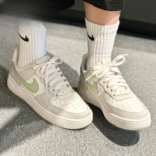 Nike (Nike) NikikeAir Force 1 Air Force One Pink White Four Hook AF1 Mode Frauenschuhe IB2574-600 IB3881-001 36