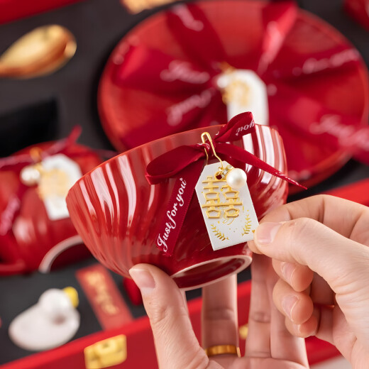 Regalos de boda de Mengduofu para los recién casados ​​regalos de compromiso de boda para la novia para los mejores adornos de boda de dote [quiere ser feliz] tazones, palillos y setware
