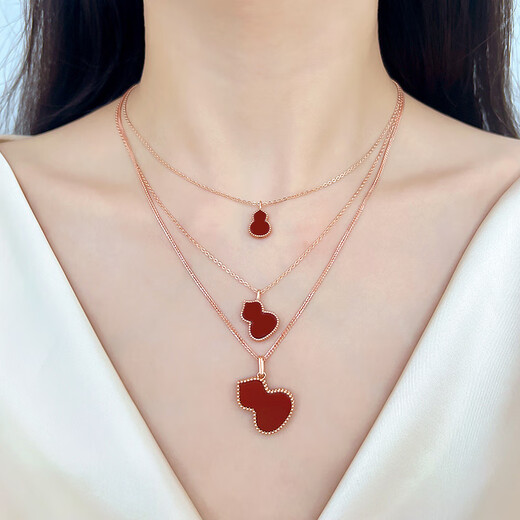 Man Fuxiang 18K gold red agate gourd pendant color gold rose gold necklace gold pendant clavicle chain birthday gift for girl 18K gold rose gold (single pendant) small gourd (red agate)