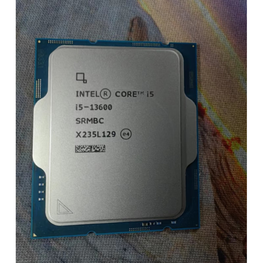 
Intel I3-13100 I5-13400 13490F 13600 I7-13700 13700T I9-13900T 13900ks disassembled processor CPU scatter I7-13790F scattered chip