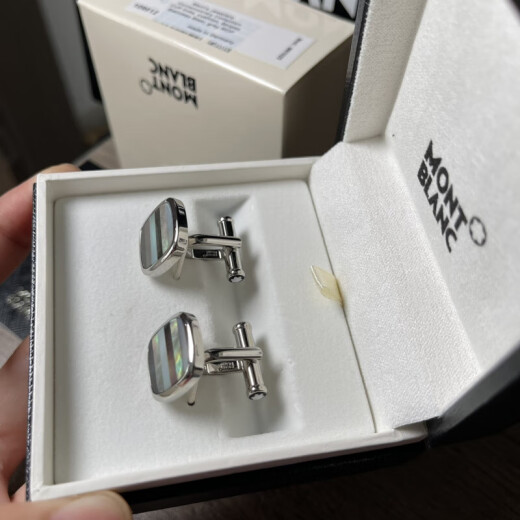 万宝龙（MONTBLANC）盖章灰色母贝精钢男士袖扣饰品官方正品 灰色方形母贝新包装