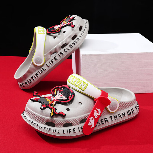 Changxiang huili Nezha Chaussures de trou pour enfants pour garçons en été nouveau style pour la tête de sac non glissant pour filles bébé garçon garçon portant des chaussures de plage bleu foncé [nezha] 30