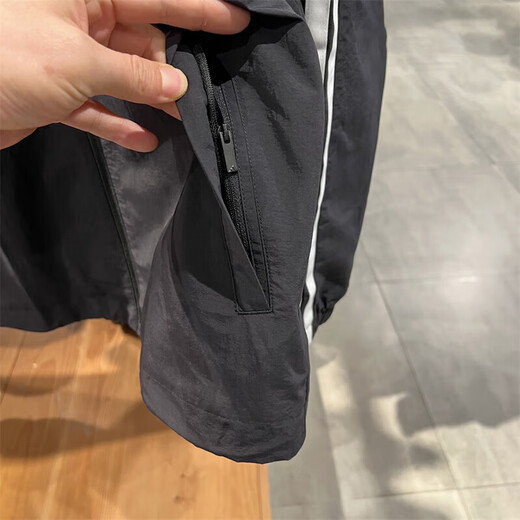 阿迪达斯 （adidas）外套男装2025夏季新款运动服梭织时尚百搭休闲立领上衣夹克KC3894 KC3892黑色/白 S