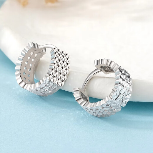 QIANSHU's new PT950 platinum shiny laser embroidered earrings, women's earrings and buckles, fashionable platinum earrings for lovers, platinum embroidered earrings (weighing about 3.9-4.1 grams)