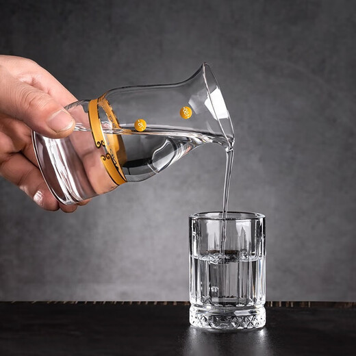 MARTIGUES household crystal glass with scale white wine jug red wine foreign wine pourer white wine male cup gold belt wine dispenser 300ml