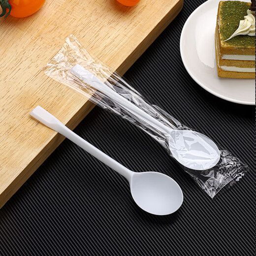 Disposable dessert spoons, individually packaged, take-out packaged beetle spoons, thickened ins plastic cake spoons, edible transparent beetroot spoons, 50 pieces/bulk