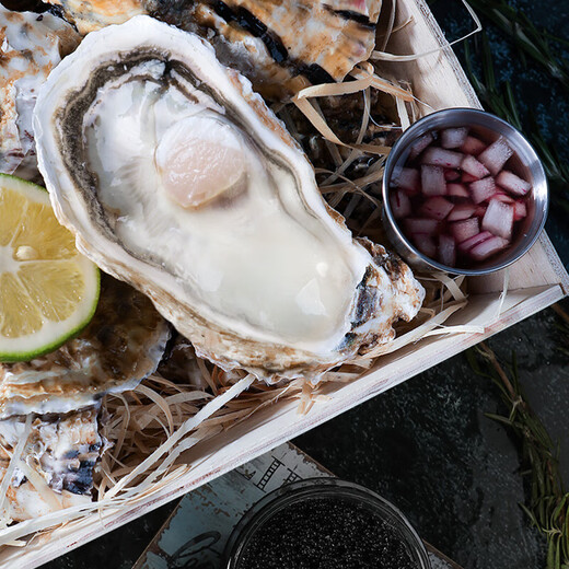 Fresh Seaway Fresh Rushan Oysters 5XL Net Weight 5Jin Jin is equal to 0.5kg 9-12 pcs Fresh Seafood and Shellfish Straight from the Source