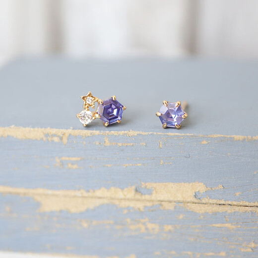 Qian Junqingyu Daisy. Japanese niche sweet tanzanite zircon necklace asymmetrical earrings fairy daily silver jewelry a pair of earrings