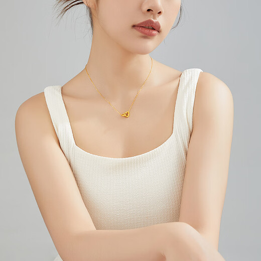 Lao Fengxiang pure gold 999 gold necklace set chain gold necklace heart-to-heart wife birthday gift girlfriend gold jewelry pure gold necklace about 3.5g set chain
