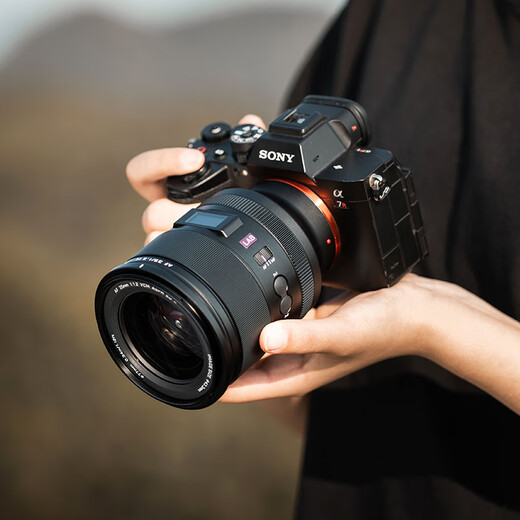 Viltrox 35mm F1.2 LAB FE Sony mouth full-frame large aperture humanistic fixed focus automatic lens is suitable for A7M4 A7C2 A7S3 A7R4 ZV-E1 mirrorless camera AF 35mm F1.2 LAB FE (Sony mouth) official standard