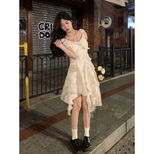 Mu ni französische Temperament Erste Liebe weißes Kleid unregelmäßig weißes Kleid Kleid Sommer Taille-Huging bringt Sie schlank und rein gekräuseltes französisches Erst Liebeskleid [Weiß] M Größe [vorgeschlagen 85-105jin [Jin ist gleich 0,5 kg]]
