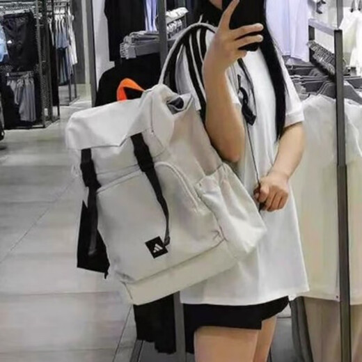 Sac de sport adidas Sac masculin sac pour femmes 2025 Nouveau sac décontracté junior lycéen des élèves du sac d'école sac à dos KC1395 KC1396 Bauxite Brown 16,5 * 31 * 43cm